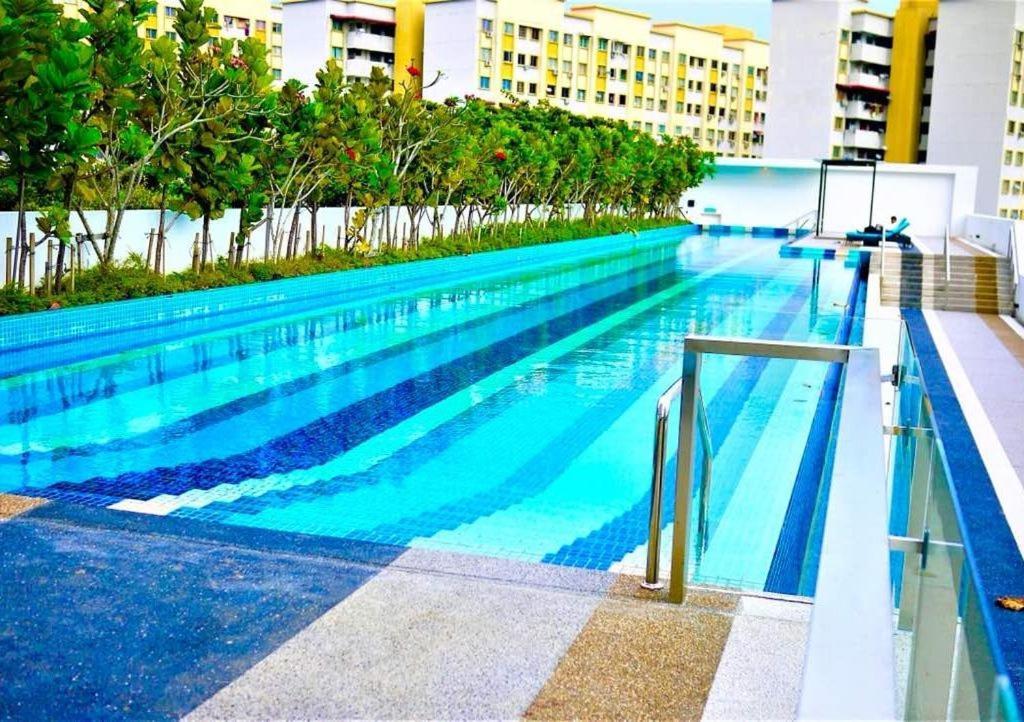 Landmark By Katana 3Br Romantic Luxury Seaview Homestay Gurney无敌海景三房套房 Tanjung Tokong エクステリア 写真